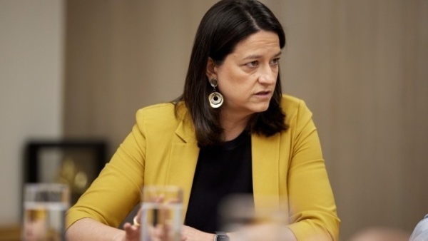 Κεραμέως στο EPSCO: Τρεις άξονες για την αξιοποίηση της Τεχνητής Νοημοσύνης υπέρ των εργαζομένων