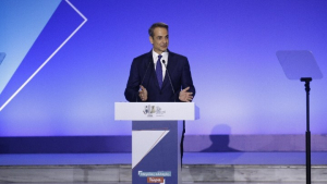 ΔΕΘ - Μητσοτάκης: "Ξεπαγώνουν" τριετίες και επιδόματα προϋπηρεσίας από 1/1/24 - Αναλυτικά τα μέτρα (vid)