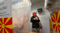 Βόρεια Μακεδονία: Απώλειες για Ζάεφ στον πρώτο γύρο των δημοτικών εκλογών