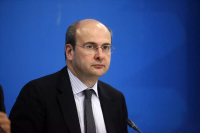 Χατζηδάκης: Αύξηση 7,75% για τους συνταξιούχους