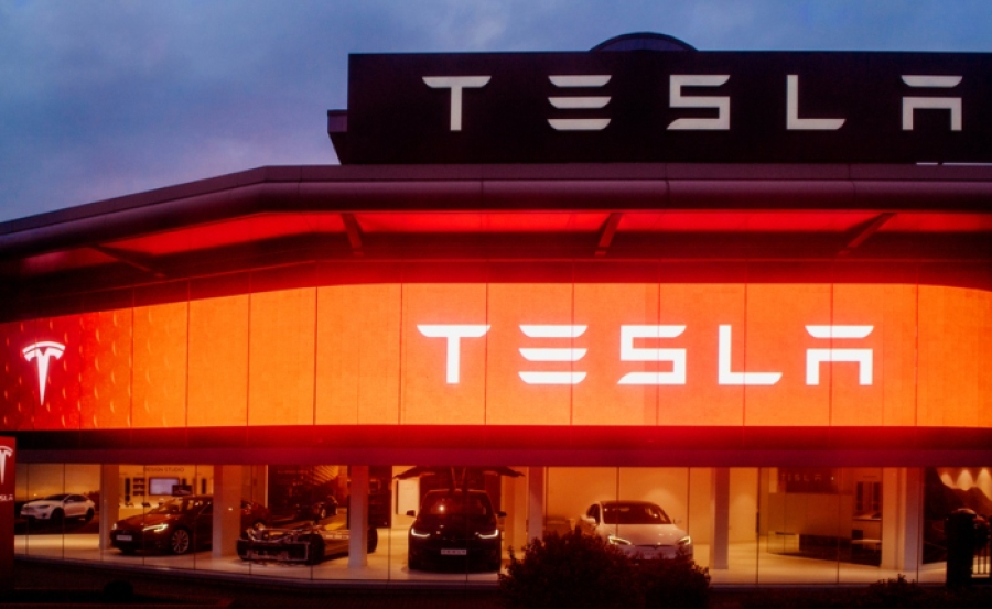 Tesla: Ψηφοφορία για την επένδυση στην xAI από τους μετόχους της εταιρείας
