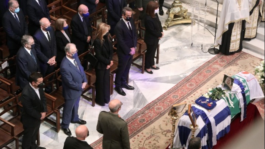 Σακελλαροπούλου: Η Φώφη Γεννηματά ήταν πρότυπο ακεραιότητας και γενναιότητας, αφοσιωμένη μητέρα, σύζυγος και πολιτικός