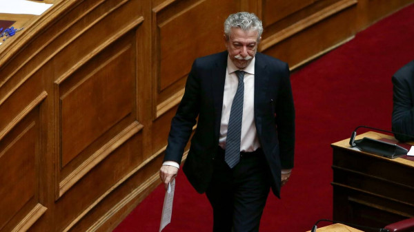 Καταθέτει στο Ειρηνοδικείο ο Σ. Κοντονής για τις δηλώσεις του περί αλλαγής της δωροδοκίας από κακούργημα σε πλημμέλημα
