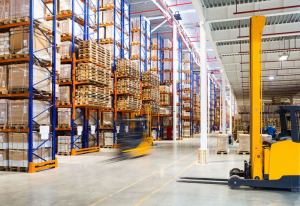 Μείωση εμπορικού ελλείμματος κατά 2% στο 8μηνο - Στα 31,8 δισ. ευρώ οι εξαγωγές