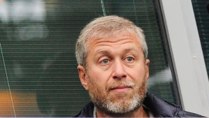 Αμπράμοβιτς: Μεταβίβασε περιουσιακά στοιχεία στα παιδιά του για να τα γλιτώσει τις κυρώσεις