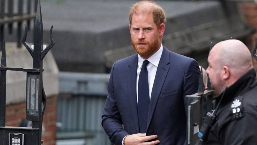 Ουκρανία: Αιφνιδιαστική επίσκεψη πραγματοποίησε ο πρίγκιπας Χάρι στο Κίεβο