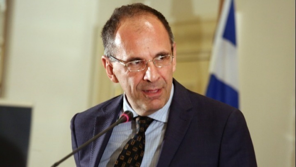Γεραπετρίτης: Οι τρεις άξονες στην αντιμετώπιση του μεταναστευτικού
