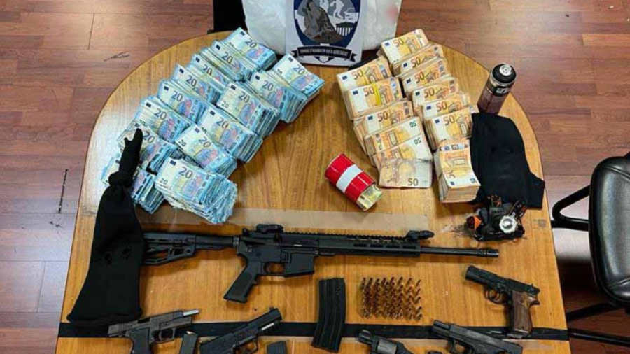 Εξαρθρώθηκε σπείρα που έκανε διαρρήξεις σε ATM