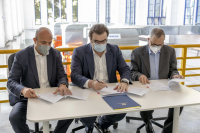 Πιερρακάκης: Υπογραφή μνημονίου επέκτασης συνεργασίας μεταξύ ΕΔΥΤΕ ΑΕ και ΔΕΗ Ανανεώσιμες