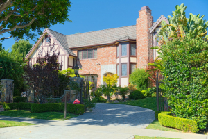 ΗΠΑ: Ο αριθμός των πόλεων με μέση τιμή κατοικίας 1 εκατ. δολάρια τριπλασιάστηκε το 2021