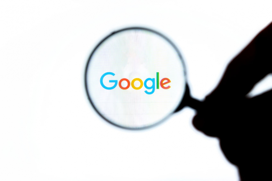 Google: Τα μελλοντικά προϊόντα της και τα «έξυπνα» γυαλιά που θα μεταφράζουν με υπότιτλους σε πραγματικό χρόνο