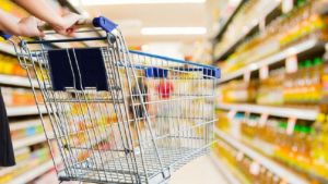 Σούπερ μάρκετ: Ποια τρόφιμα ακριβαίνουν 4-10% από τις αρχές Σεπτεμβρίου