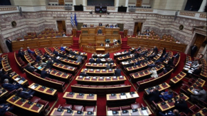 Βουλή: Υπερψηφίστηκε η σύσταση εξεταστικής επιτροπής για τα Τέμπη - &quot;Όχι&quot; από ΠΑΣΟΚ