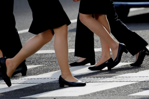 Ισπανία: Εγκρίθηκε το νομοσχέδιο που προβλέπει «άδεια περιόδου» στις εργαζόμενες