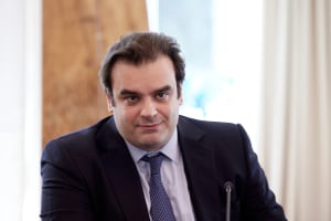 Κ. Πιερρακάκης στους FT: «Για να δημιουργήσει πλούτο, η Ευρώπη πρέπει να αξιοποιήσει τα οφέλη του ραδιοφάσματος»