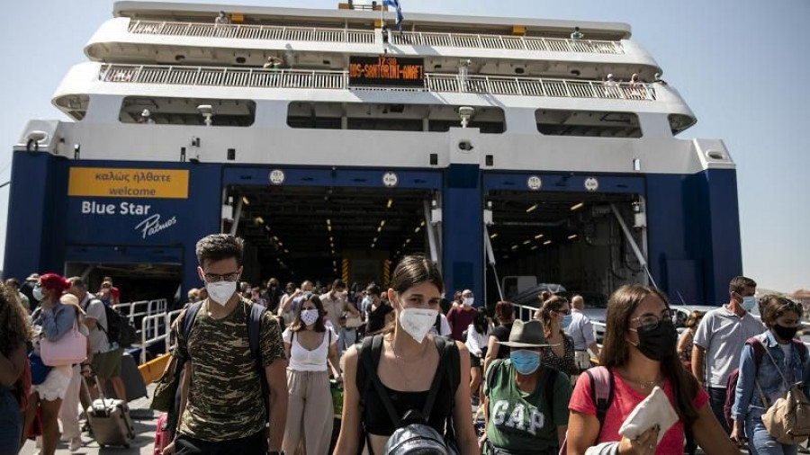 Πλακιωτάκης: Αυξάνεται η πληρότητα των πλοίων στο 85% (vid)