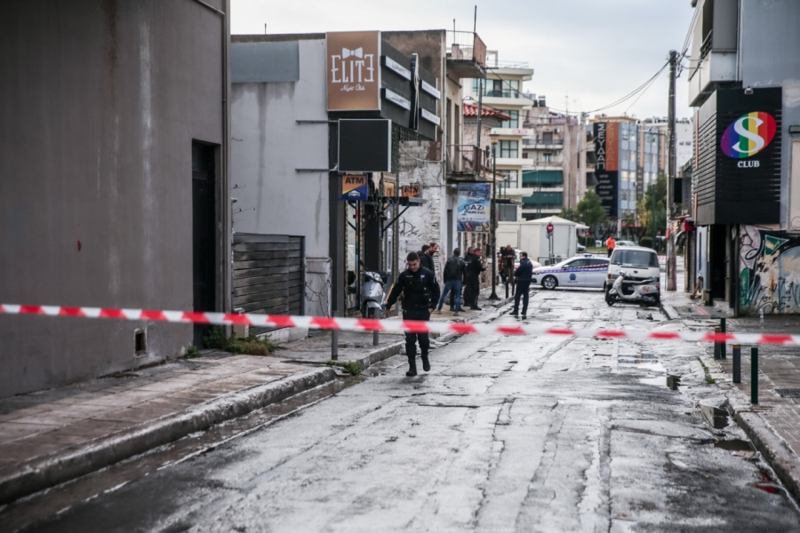 Τρεις τραυματίες από πυροβολισμούς έξω από κέντρο διασκέδασης στο Γκάζι