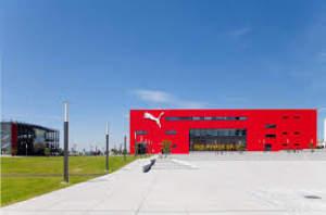 Κίνα: Η οικογένεια Πινό πούλησε τις μετοχές της στην Puma στον κινεζικό όμιλο Anta Sports