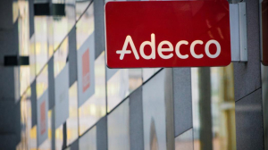 Adecco: Αυξήθηκαν τα έσοδα στο τρίμηνο, μειώθηκαν τα καθαρά κέρδη