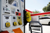 Σε ιστορικό υψηλό η τιμή της βενζίνης στις ΗΠΑ