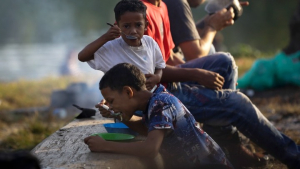 UNICEF: Ακραία φτώχεια αντιμετωπίζουν πάνω από 330 εκατ. παιδιά παγκοσμίως