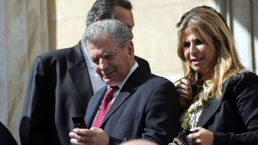 Μίνα Βαλυράκη κατά Ανδρουλάκη επειδή έβαλε στα ψηφοδέλτια τον δικηγόρο των φερόμενων δολοφόνων του Βαλυράκη