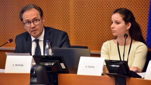 Τρύφων (ΠΕΦ): Επενδύσεις στην ευρωπαϊκή φαρμακοβιομηχανία, για να λυθεί το θέμα έλλειψης φαρμάκων