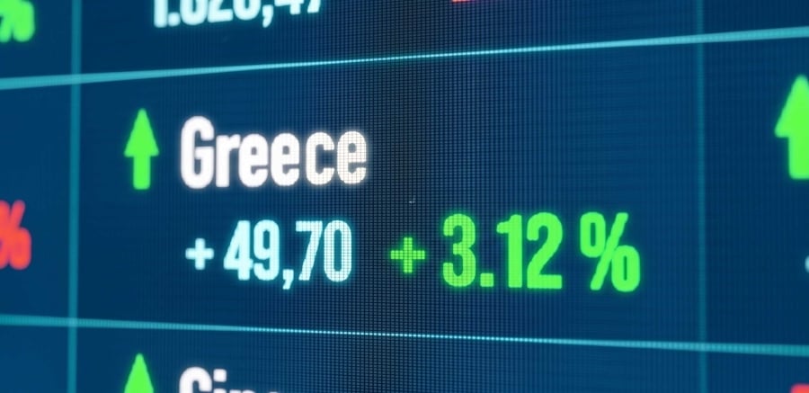 Freedom24: Τι σημαίνει η επιστροφή της Ελλάδας στις αναπτυγμένες αγορές για μετοχές, τράπεζες και επενδυτές