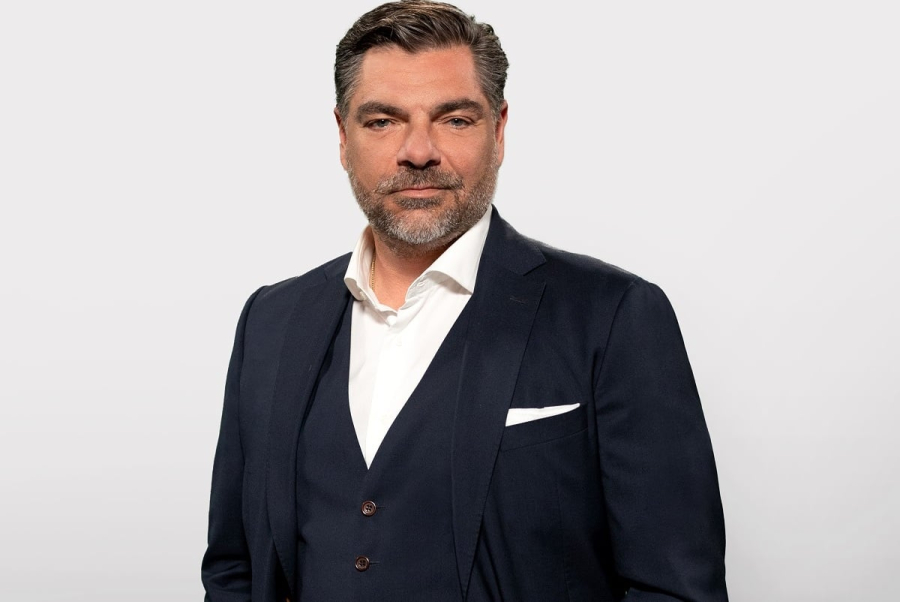 Γιατί ο νέος επιχειρηματίας-κριτής του Dragons Den θα στρέψει τα φώτα επάνω του