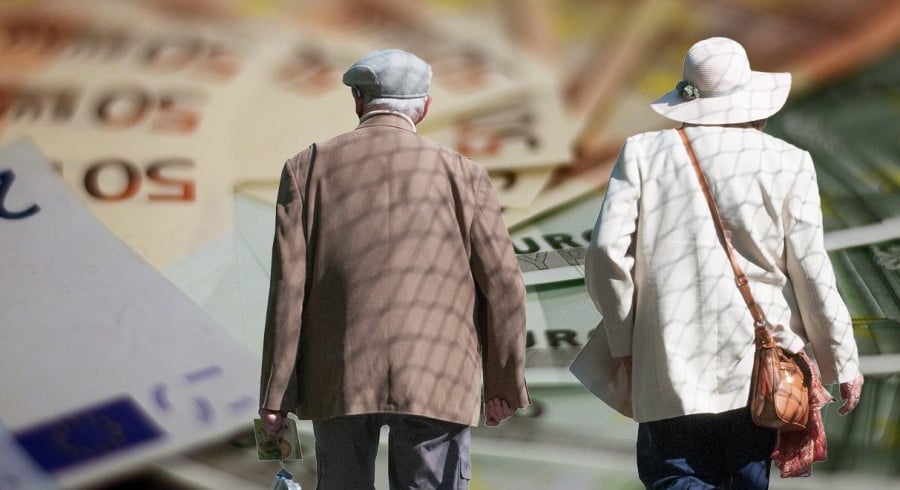 Συνταξιοδότηση: Τι ισχύει για όσους έχουν οφειλές στον ΕΦΚΑ