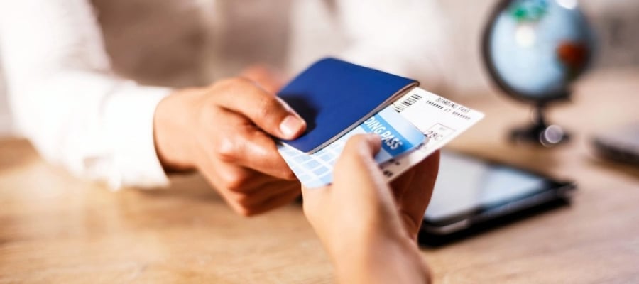 ΕΕ: Ταξιδιωτικά πρακτορεία δεσμεύονται να επιστρέφουν τα χρήματα για ματαιωθείσες πτήσεις εντός 14 ημερών