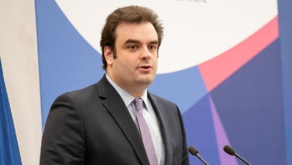 Πιερρακάκης: Στόχος τα παιδιά των περιοχών που επλήγησαν να επιστρέψουν γρήγορα στα σχολεία
