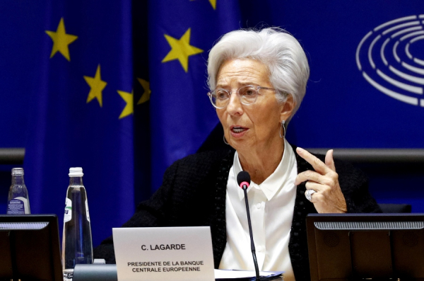 Λαγκάρντ: Δεν έχει λάβει «καμιά απόφαση» για πρόωρη αποχώρηση από την Ευρωπαϊκή Κεντρική Τράπεζα