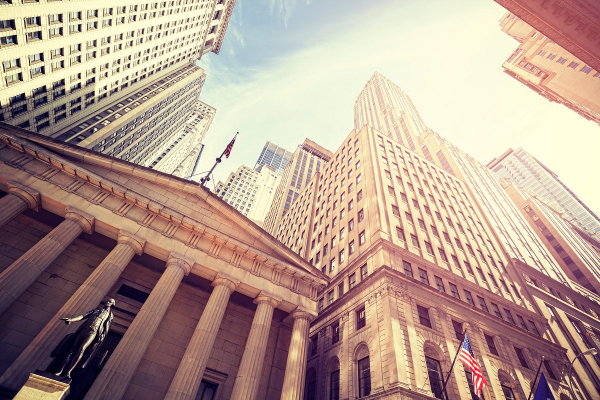 Με απώλειες το ξεκίνημα της εβδομάδας στην Wall Street