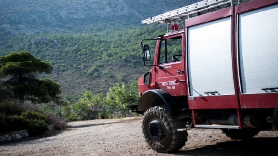 Σε επιφυλακή η Πυροσβεστική για αναζωπυρώσεις - Σε εξέλιξη η καταγραφή ζημιών στα καμένα