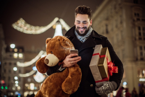Έρευνα: Πως θα κινηθούν οι καταναλωτές αυτά τα Χριστούγεννα