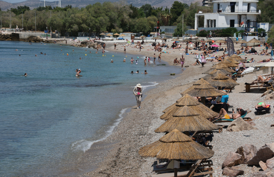 Έλεγχοι με drones και MyCoast σε πάνω από 300 παραλίες - Πρόστιμα έως 73.000 ευρώ και σφραγίσεις επιχειρήσεων