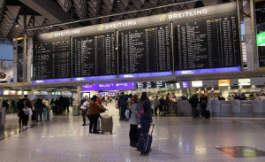 Αλλαγή στο χρονικό όριο βεβαίωσης νόσησης για εισερχόμενους ταξιδιώτες