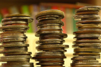 Bloomberg: Τα hedge funds έχουν ένα νέο αγαπημένο ομόλογο ...από ελληνική τράπεζα