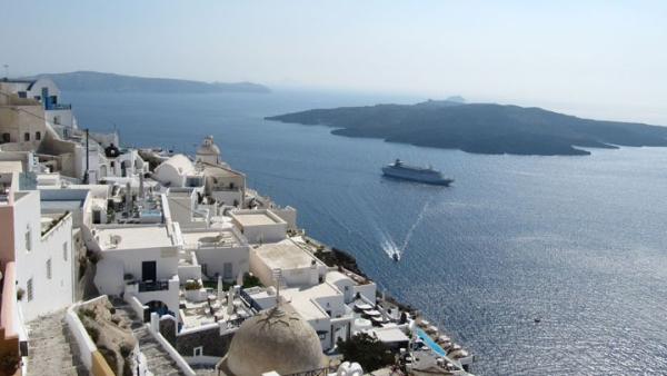 Ξεπέρασαν τα επίπεδα του 2019 οι τουριστικές εισπράξεις στο 9μηνο του 2022, αλλά υπολείπεται η κίνηση