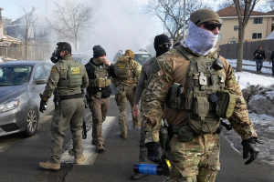 ΗΠΑ: Αποσύρονται οι δυνάμεις της ICE από τη Μινεσότα