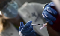 Μανιτάκης: Νόμιμη η απαγόρευση εισόδου ανεμβολίαστων εργαζομένων σε εργασιακούς χώρους