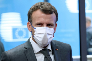 Ο Μακρόν δεν τάσσεται υπέρ του αποκλεισμού της Ουγγαρίας από την ΕΕ