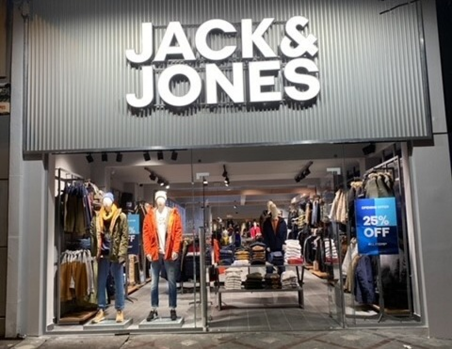 Jack & Jones: Ραγδαία ανάπτυξη του δικτύου λιανικής με νέα καταστήματα