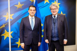 Συνάντηση Κ. Σκρέκα - Τ. Breton στις Βρυξέλλες για το μέλλον της βιομηχανίας στην Ευρώπη