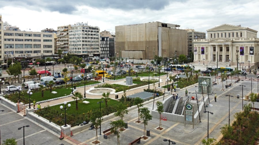 Ο σταθμός «Δημοτικό Θέατρο» της γραμμής 3 του μετρό στον Πειραιά. 