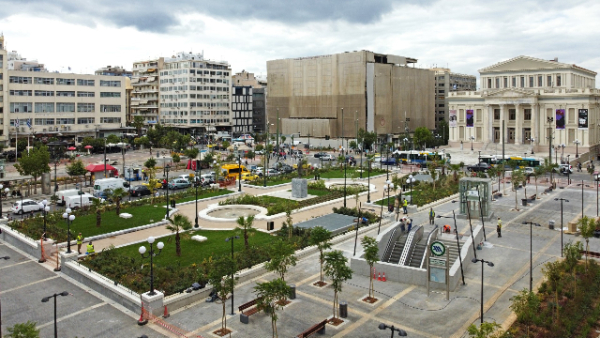 Ο σταθμός «Δημοτικό Θέατρο» της γραμμής 3 του μετρό στον Πειραιά.