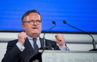 Γερμανία - Κορονοϊός: Μέτρα έκτακτης ανάγκης λόγω της ινδικής μετάλλαξης ζητά ο πρόεδρος του ΠΙΣ, Φ. Μοντγκόμερι