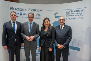 Η κ. Κεφαλογιάννη επισκέφθηκε τη Ρόδο στο πλαίσιο του Φόρουμ «Ευρωπαϊκός Τουρισμός, Ανθεκτικότητα στην κλιματική κρίση»
