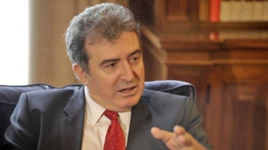 Χρυσοχοΐδης: Σχέδιο για πλήρη απαγόρευση των πατινιών σε ανηλίκους